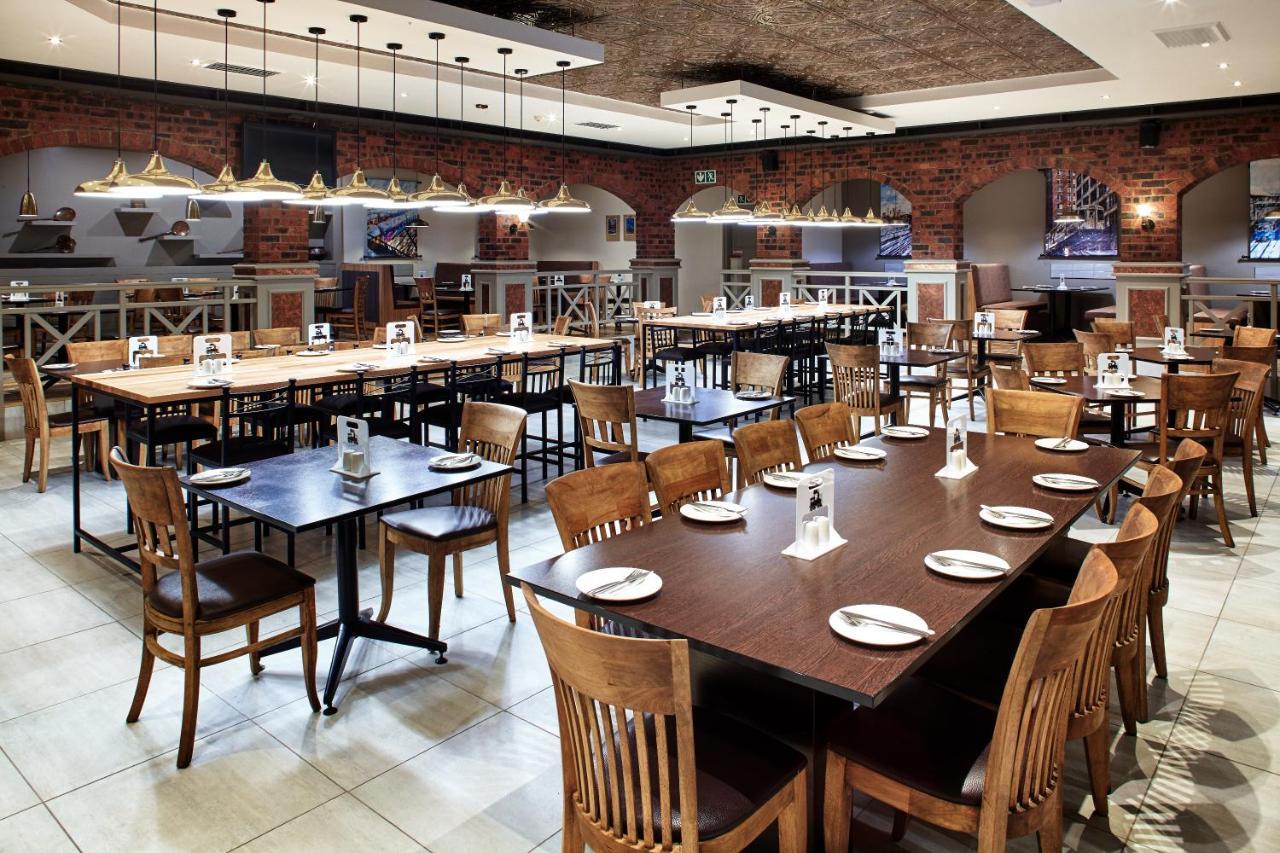 Garden Court Milpark, Johannesburg Bagian luar foto